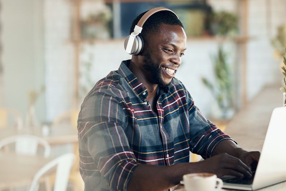 What to Expect in an Online Business Program